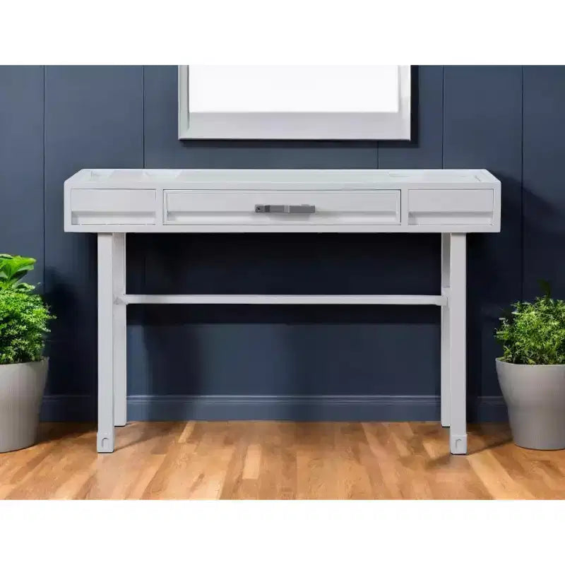 47 Table de toilette en fer blanc