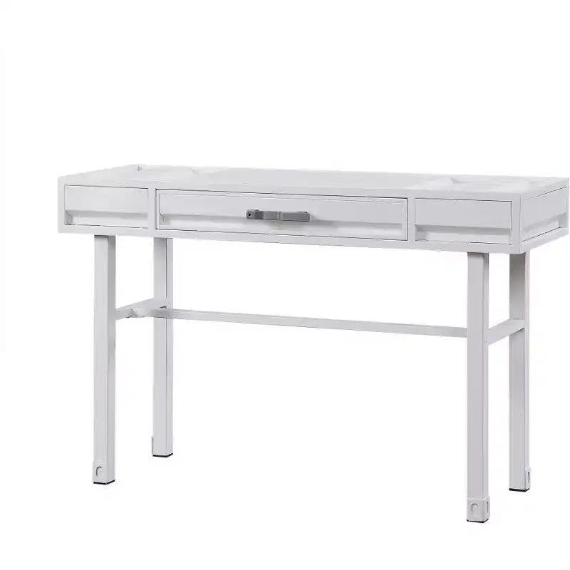 47 Table de toilette en fer blanc