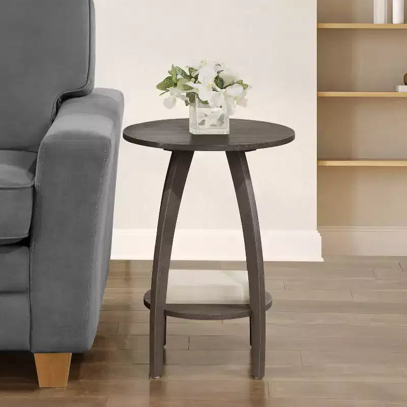 Table d'appoint Belmont avec étagère, style scandinave d'inspiration moderne du milieu du siècle, meuble d'appoint à deux niveaux pour salon.