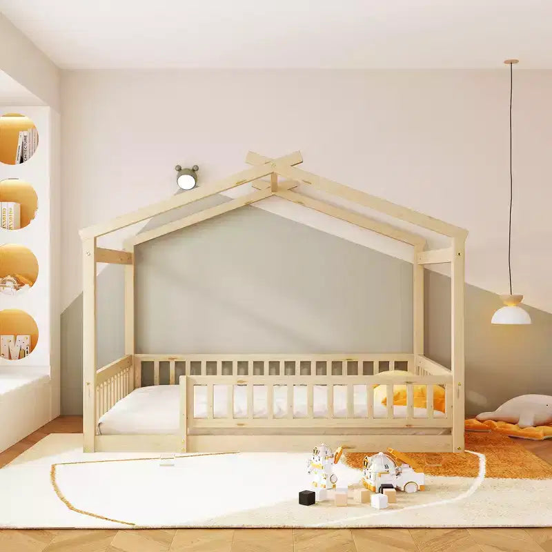 Lit au sol Montessori pleine grandeur, cadre de lit cabane en bois, lit cabane pour enfants, lit Montessori avec clôture, cabane de jeu pour enfants, naturel