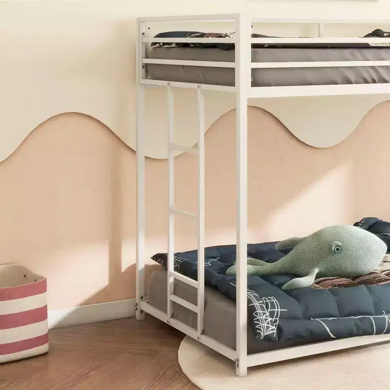 Lits superposés 76,69 po pour enfants avec cadre en métal, profil bas, échelle et barrières de sécurité, cadres de lit pour chambre à coucher, blanc