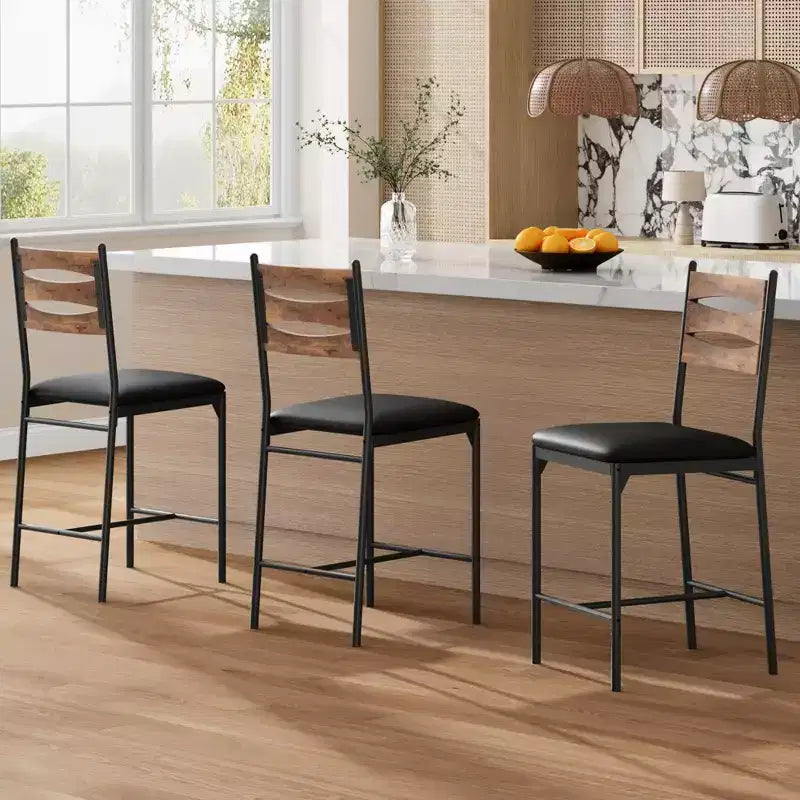 Tabourets de bar hauteur comptoir, chaises de bar rembourrées en similicuir avec dossier en bois, coussin épais et repose-pieds pour îlot de cuisine