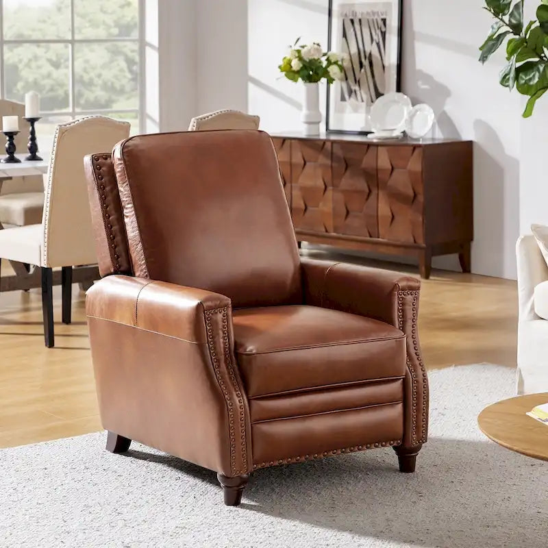 Fauteuil inclinable en cuir véritable de style Mid-century Modern "Cigar" avec garniture cloutée par HULALA HOME