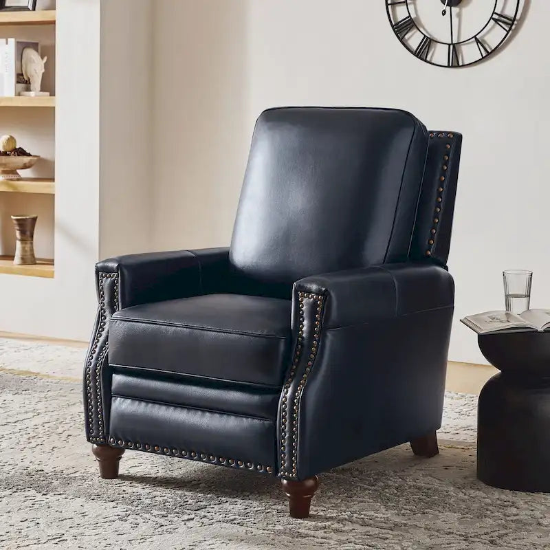 Fauteuil inclinable en cuir véritable de style Mid-century Modern "Cigar" avec garniture cloutée par HULALA HOME